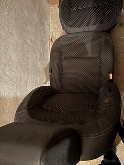 Nissan Qashqai J10 Sedačky - 6