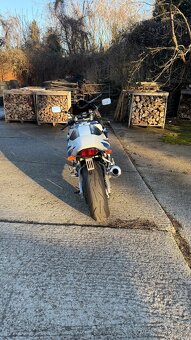 Suzuki gsxr 750 srad - 6