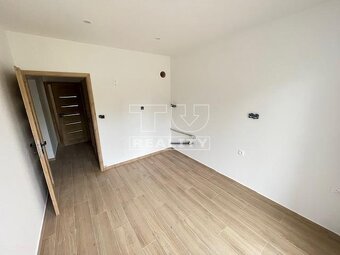 »»REZERVOVANÝ«« 4 IZBOVY BYT ŽILINA-SOLINKY , 85 m2 - 6