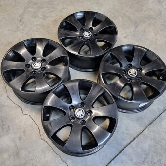 Hliníkové Škoda disky 5x112 R16 7J ET45 - 6