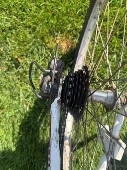 Predám dievčenský bicykel asi 24” - 6