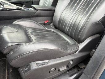 Peugeot 5008 2018 1.6(121kw) A/T 7 miest - 6