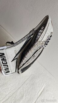 Brankárska výstroj - 6