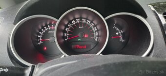 Kia Venga 1.6 CVVT 92kW - 6