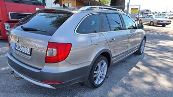 ŠKODA SUPERB COMBI 2.0 TDI. - 6