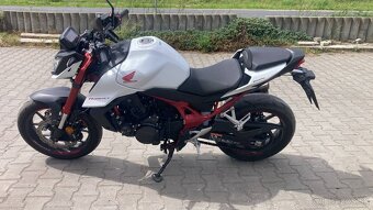 Honda CB 750 A Hornet - 6