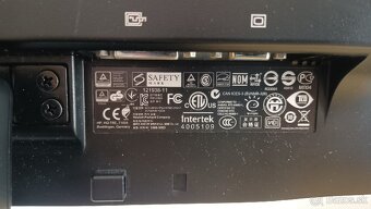 Monitor HP 22 CM - 6