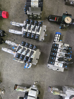 FESTO , REXROTH, BOSCH, SIEMENS- Ventilový terminál - 6