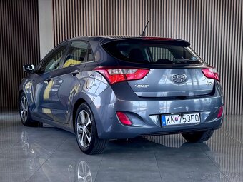 Hyundai i30 1.6 MPI 2015/Slovák - 6