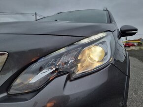 Peugeot 2008 1.6 BlueHDi 100 Allure za 9.990 € - 6