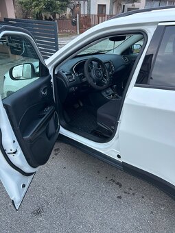Jeep Compass - 6
