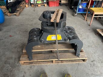 Drapaky -Müstang GRP-150 - 6