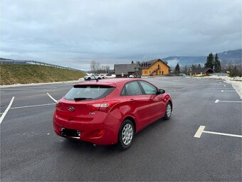 Hyundai i30 Hatchback 1.6 MPI Benzín, 88kW - 6