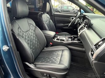Kia Sorento 2.2 CRDi 4WD Platinum 7 M , A/T8  r.v: 10/2020 - 6