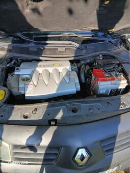 Renault megane 1.6 16v - 6