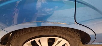 Ford fiesta 1.3 2004 - 6