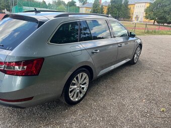 ŠKODA SUPERB COMBI 2,0 TDI 140kw DSG - 6