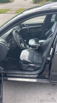 Škoda Octavia Combi 2.0 TDI CR DPF RS - 6