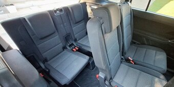 VW Touran 2,0 TDi 110Kw DSG 7miest - 6