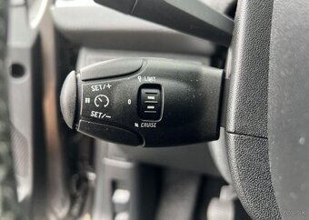 Peugeot 208 1.5 BlueHDi 75KW ALLURE TOP nafta manuál 75 kw - 6