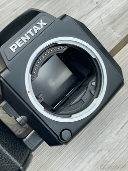 Pentax 645N - 6