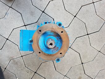Predám el.motor 1,5kW 1410ot Sigma Darling - 6