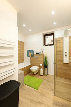 Predaj krásny zariadený 4 izbový rodinný dom, bazén, 760m2 p - 6