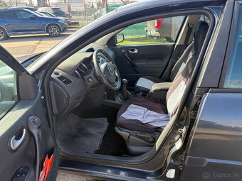 Renault Mégane 1.9 DCi - 6