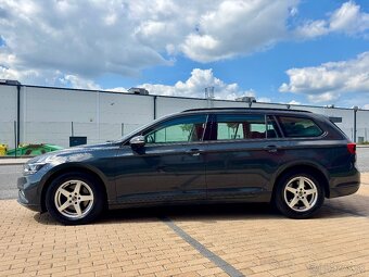 Volkswagen Passat Variant 2.0 TDI EVO Elegance DSG - 6