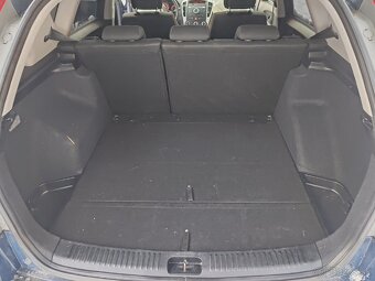 Kia Ceed 1.4 i 16 V combi 2010 ND - 6