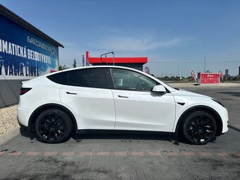 Predám Teslu Model Y RWD LFP batéria, tažné zariadenie - 6