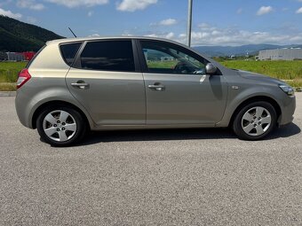 KIA CEED 1.4 77kW ( benzín) REZERVOVANÉ - 6