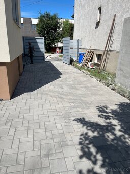 Montáž zámkovej dlažby - 6
