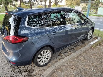 Opel Zafira Tourer 1,6 - 6