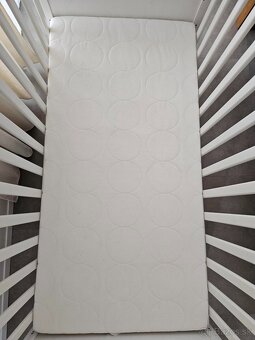 Na predaj: detská postieľka IKEA SUNDVIK s matracom - 6