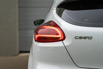 Kia ProCeed 2013, 1.4i M6, SR - 1.majiteľ - 6