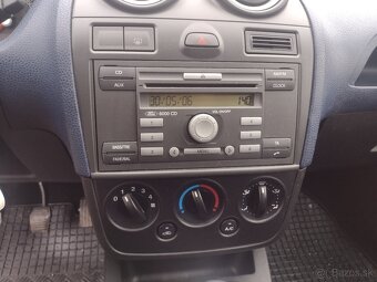Ford fiesta 1,25 benzin - 6