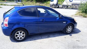 Hyundai Accent - 6
