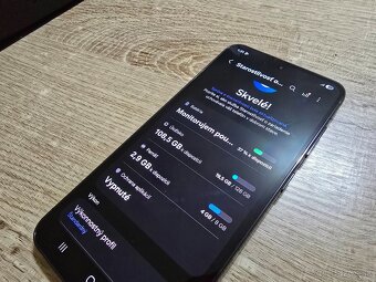 Samsung s23 5g v super stave nema skoro ziadne znamky pouziv - 6