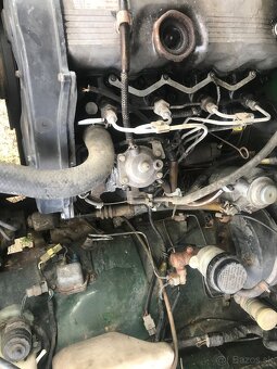 Mitsubishi Pajero 1 4x4 - 6
