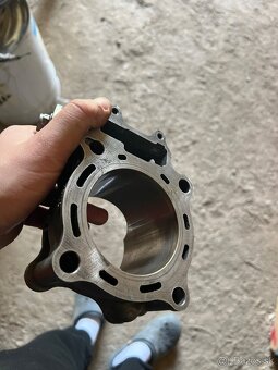 Rozpredám Hondu CRF 250 - 6