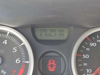 Predám renault megane kombi 1.6 - 6