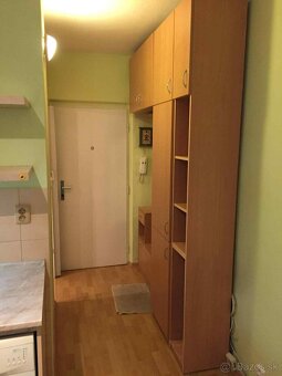 PRENAJOM 1-IZBOVÝ BYT - 6