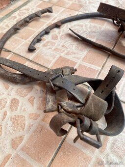 Starožitnosti - spájkovačky, stúpacie železá, vojenský opaso - 6