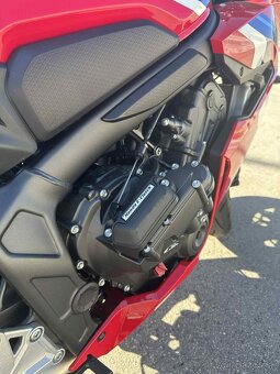 Predám motorku Honda CBR650R 2024 - 6
