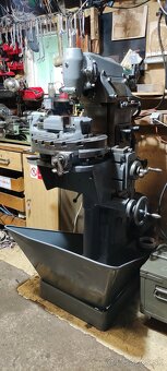 Frézka na kov Deckel FP1, prototyp z roku 1933 - 6