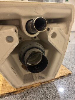 Toaleta WC značky Duravit so sedátkom - 6