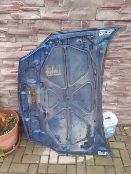 Predám prednú kapotu na Renault Clio dva rok 2002 - 6