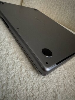 Predám MacBook Pro 14" (2023) - M2 Pro, 16GB RAM, 512GB SSD - 6