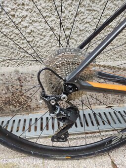 Cestny karbonovy bicykel Giant Defy Advanced 2 - 6